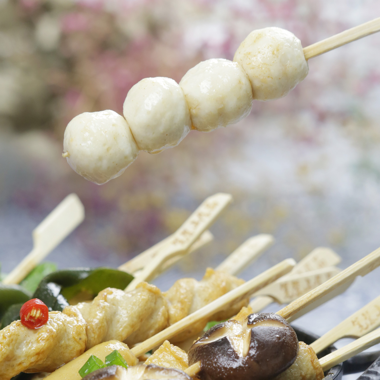 おでんの単品（シログワイ入り団子）